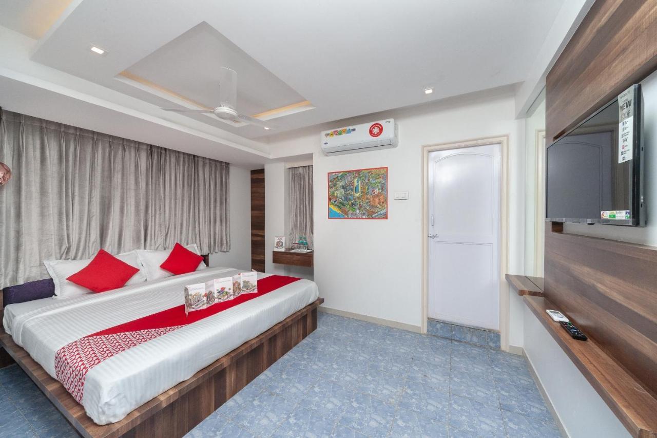 Capital O Admire Suit Hospitality Chennai Exterior photo